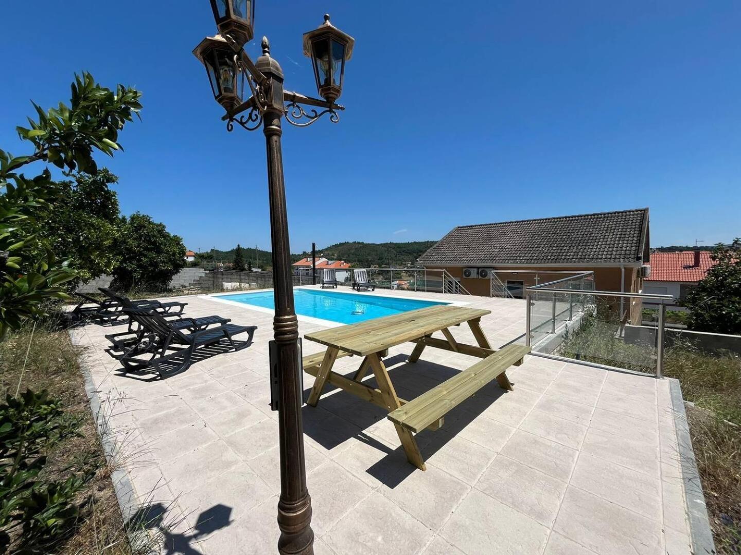 Private V3 Equipped Kitchen & Pool Villa Teixoso Buitenkant foto