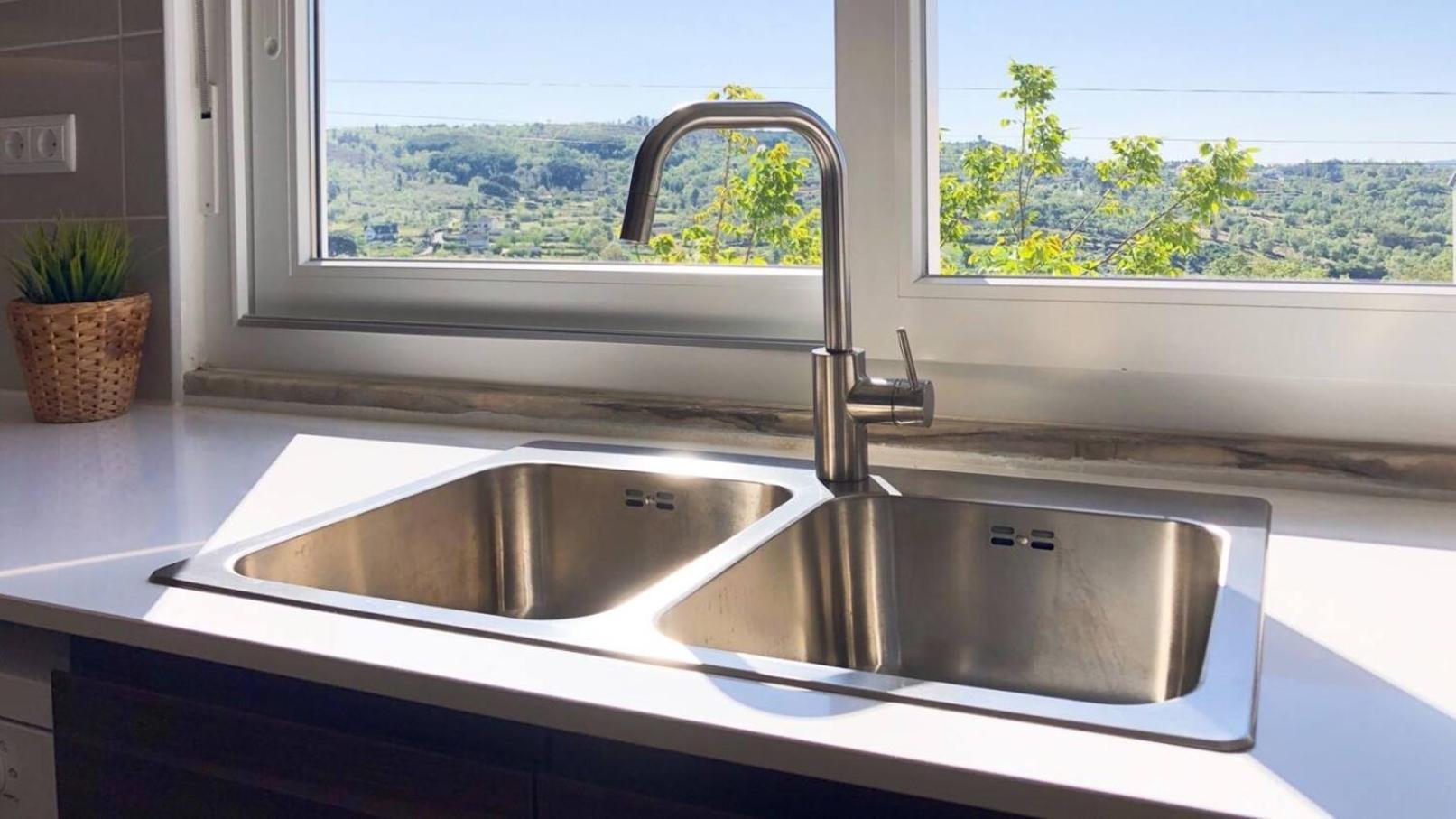 Private V3 Equipped Kitchen & Pool Villa Teixoso Buitenkant foto